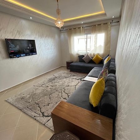 Luxury Center Town Apartment Кенитра Экстерьер фото