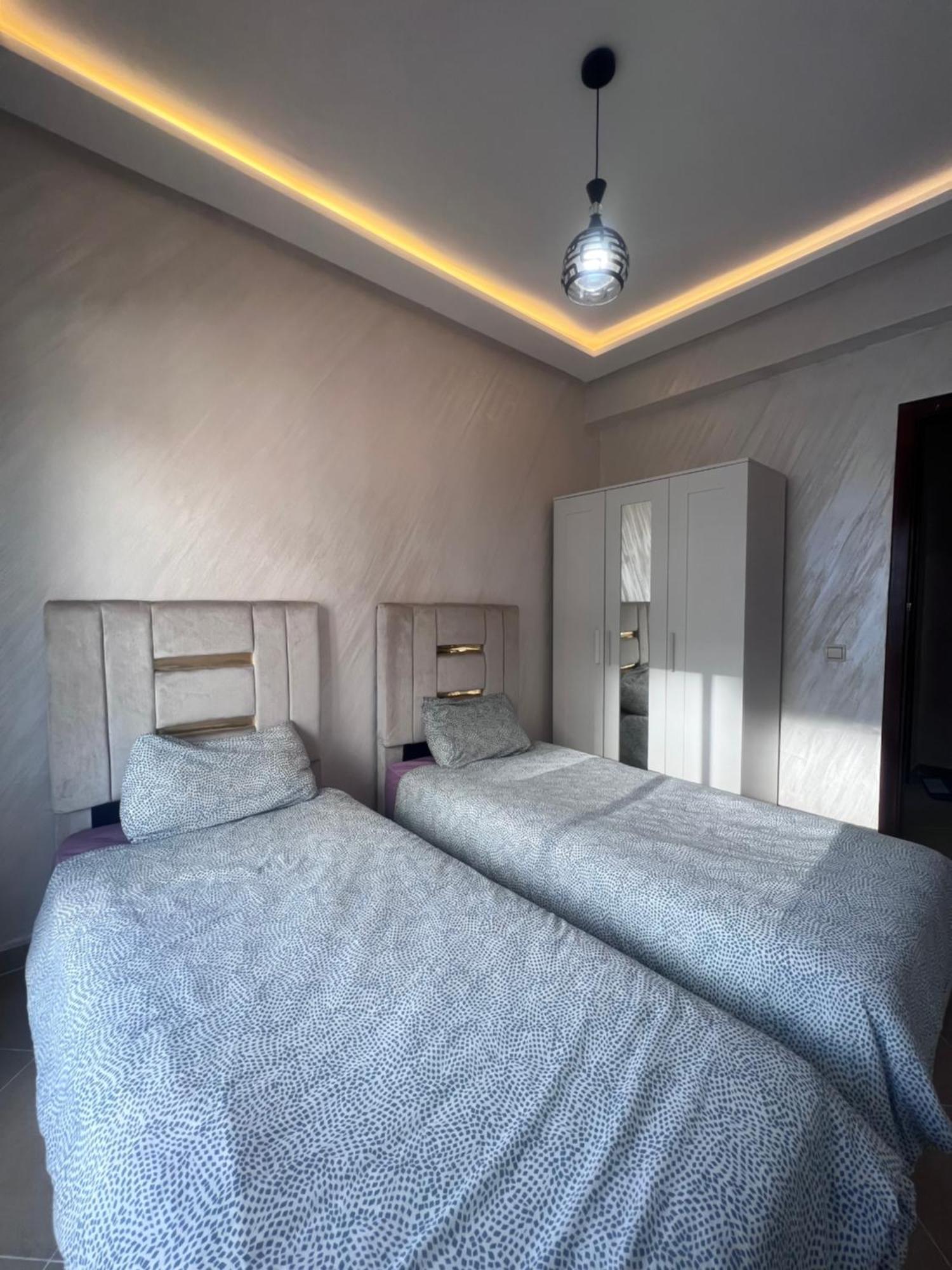 Luxury Center Town Apartment Кенитра Экстерьер фото